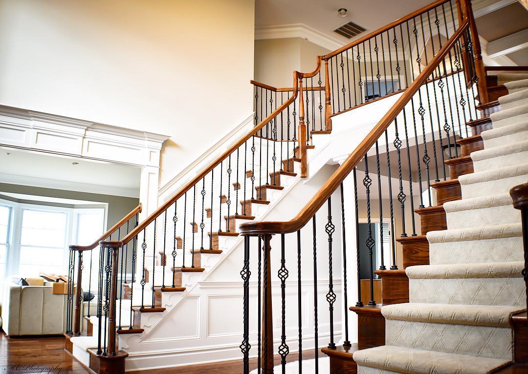stairs-staircase-wood-rail-steel-balusters-home-remodeling